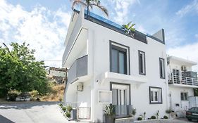 Casa Antonis - Modern Home Near Faliraki